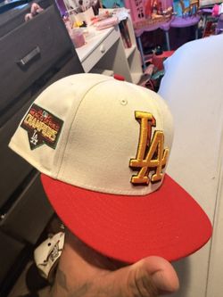 Fitted Hat 22$