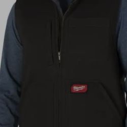 Men's Large Black Heavy-Duty Sherpa-Lined Vest with 5-Pockets. BY   Milwaukee