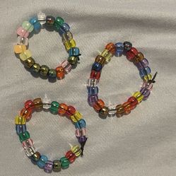 Bracelets And Gator Keychains $2 Each 