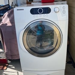 Electric Dryer $160