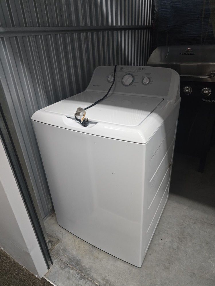 Hot Point Washer And Dryer Set