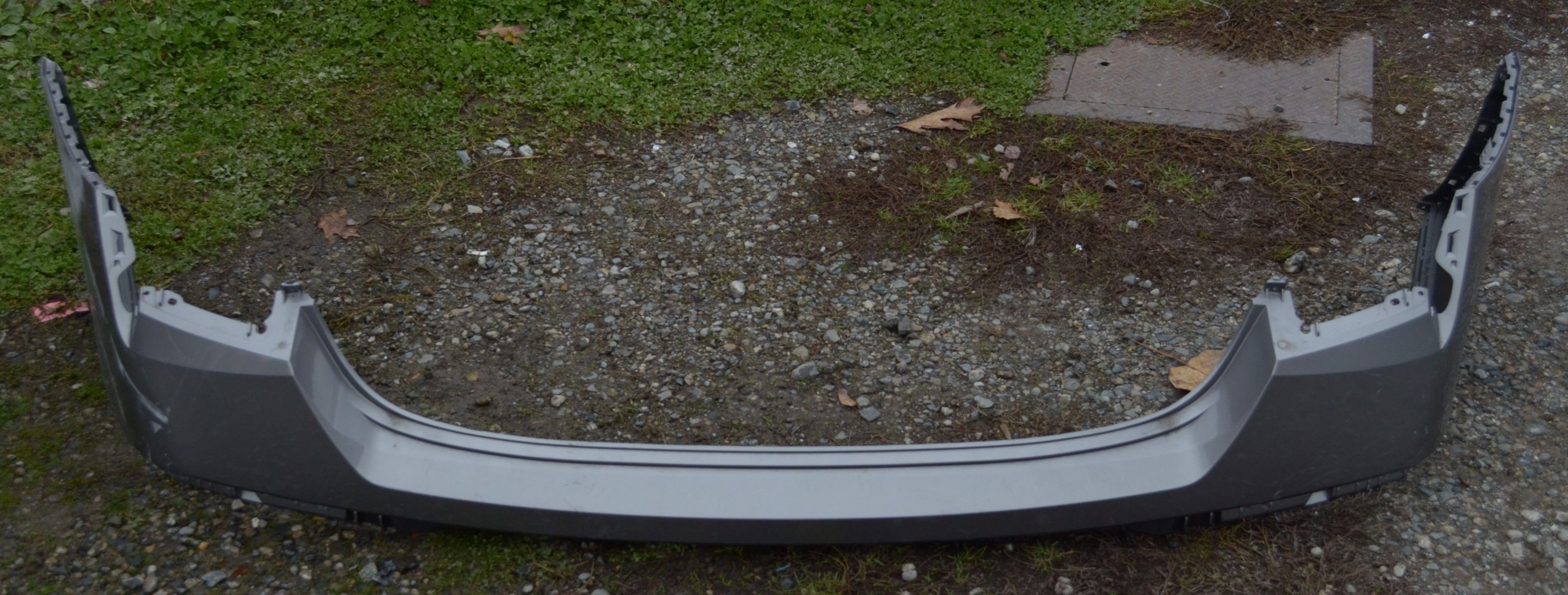 USED REF#U0350 || 2024-2025 HYUNDAI ELANTRA || REAR BUMPER COVER ONLY