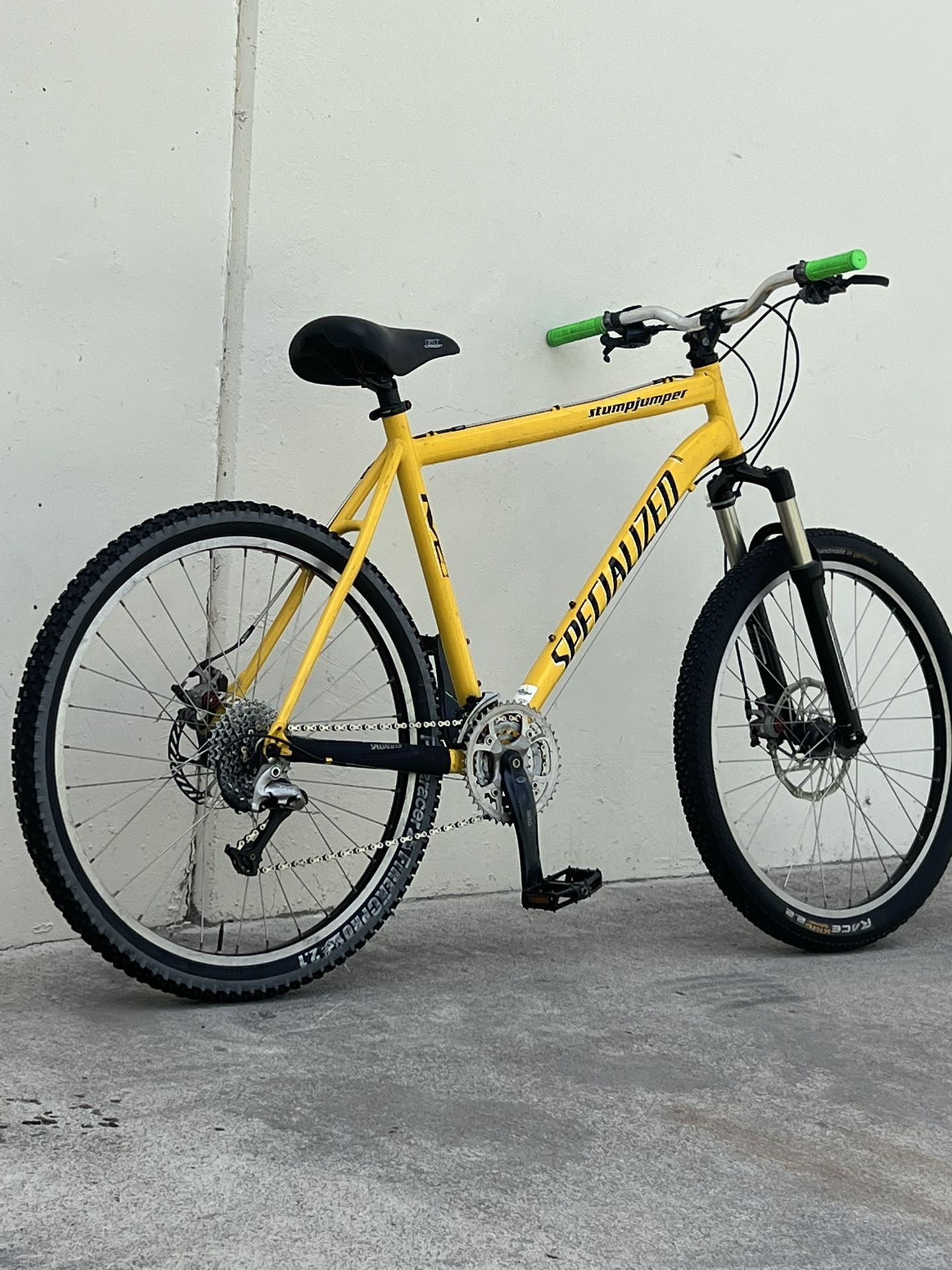 Specialized Stumpjumper  Mountain Bike 