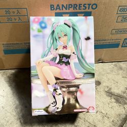 Noddle Stopper Figure - Miku- Flower Fairy