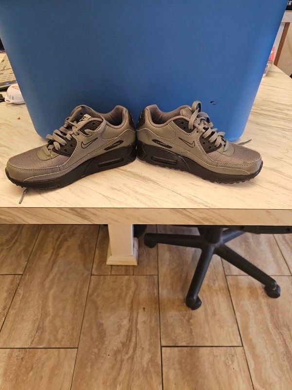 Boys Nike Air Max 90