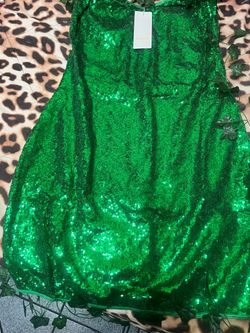 Women’s poison Ivy costume