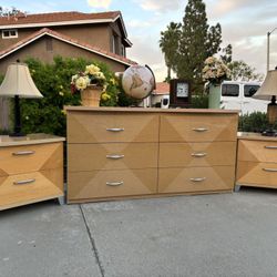 Modern 10 Drawer Dresser Chest of Drawers and Nightstand Furniture Set Great Condition 