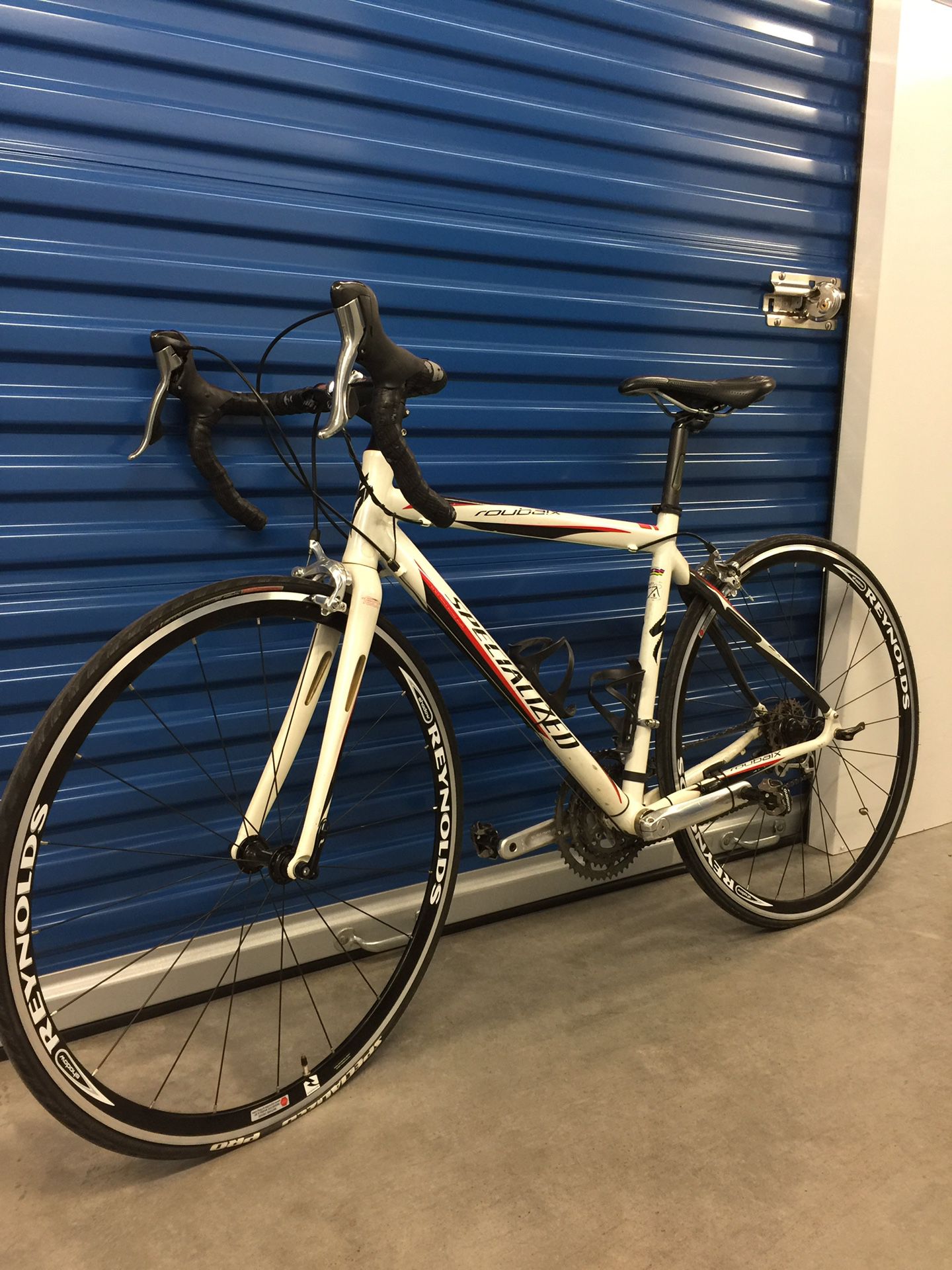 Specialized Road Bike with New Wheels & Tiers