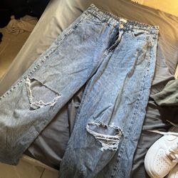 Blue Jeans Ripped 