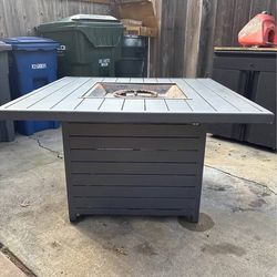 Gas Fire Table - Like New Condition