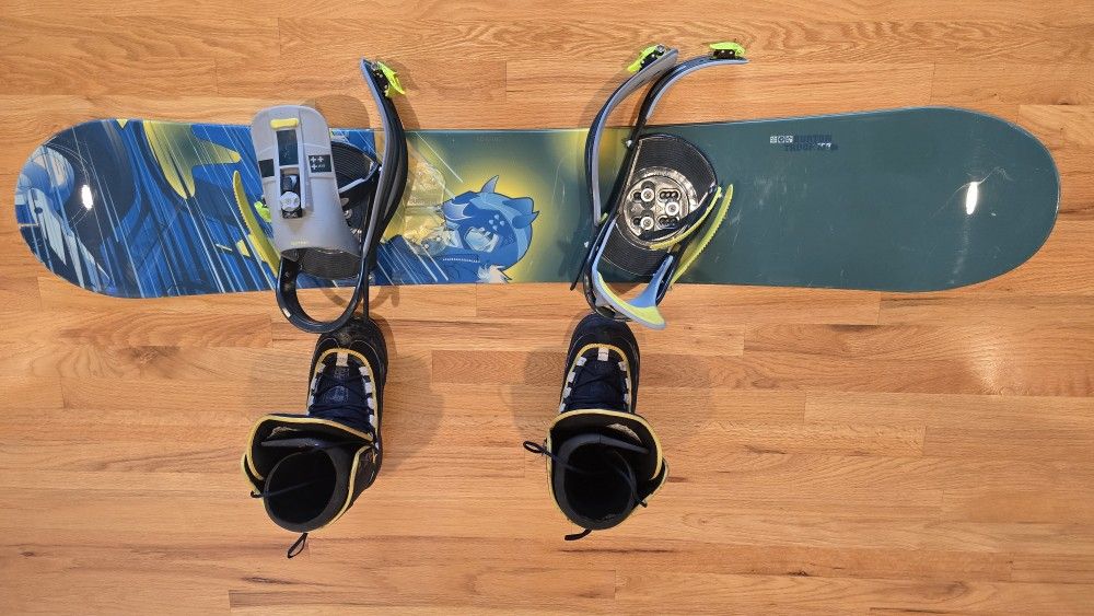 Snowboard Full Package - Burton Troop 157 With All Gear!