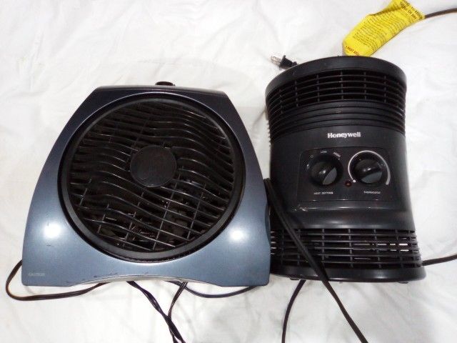 Lot Of 2 Heaters Bionaire 20.00