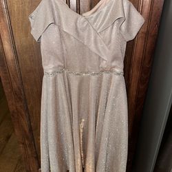 Beautiful Women’s /Juniors Dress