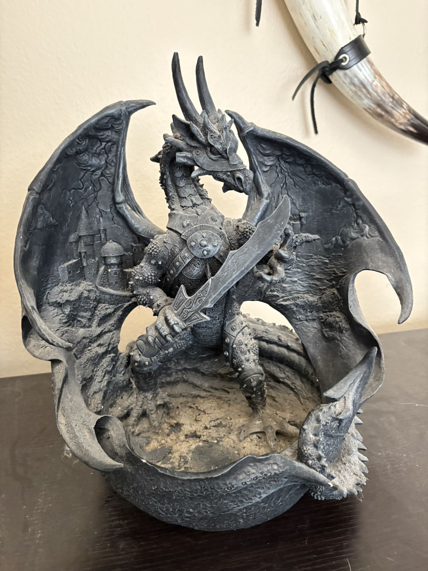 Dragon Statue 