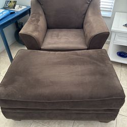 Queen Sleeper Sofa & Oversized Chair & Ottoman