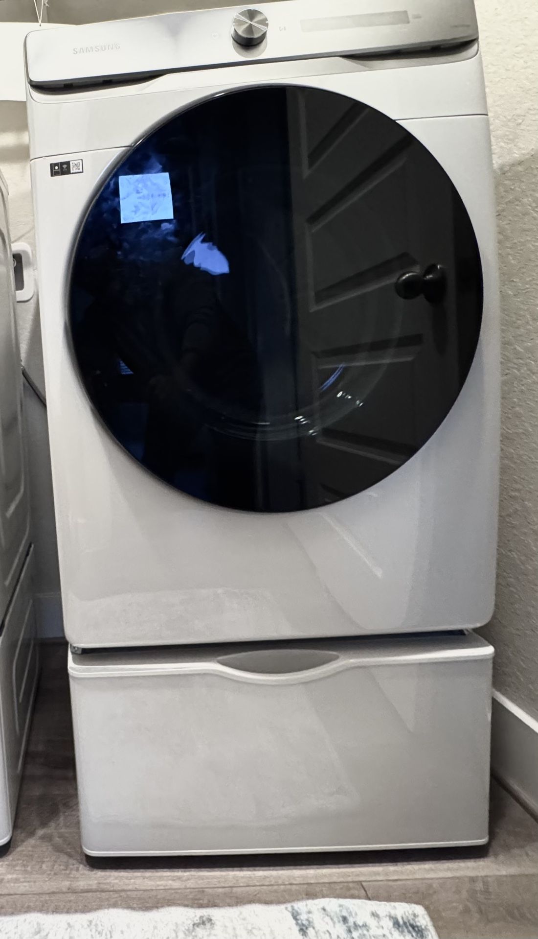 Samsung dryer Minus Pedestals
