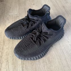 Yeezy Boost 350 V2 — 5.5 Men