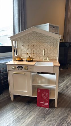 Kids kitchen