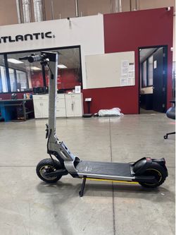 Electric scooter