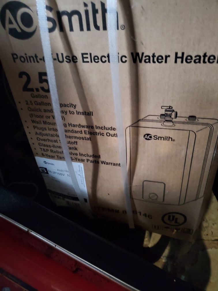 Tankless Water Heater  Electric 2.5