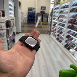 Apple Watch Series 8 45 MM 219$