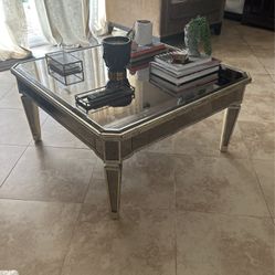 Mirrored coffee Table