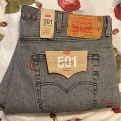 Levi’s Pants 