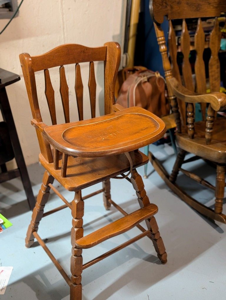 Wooden Oak High Chair