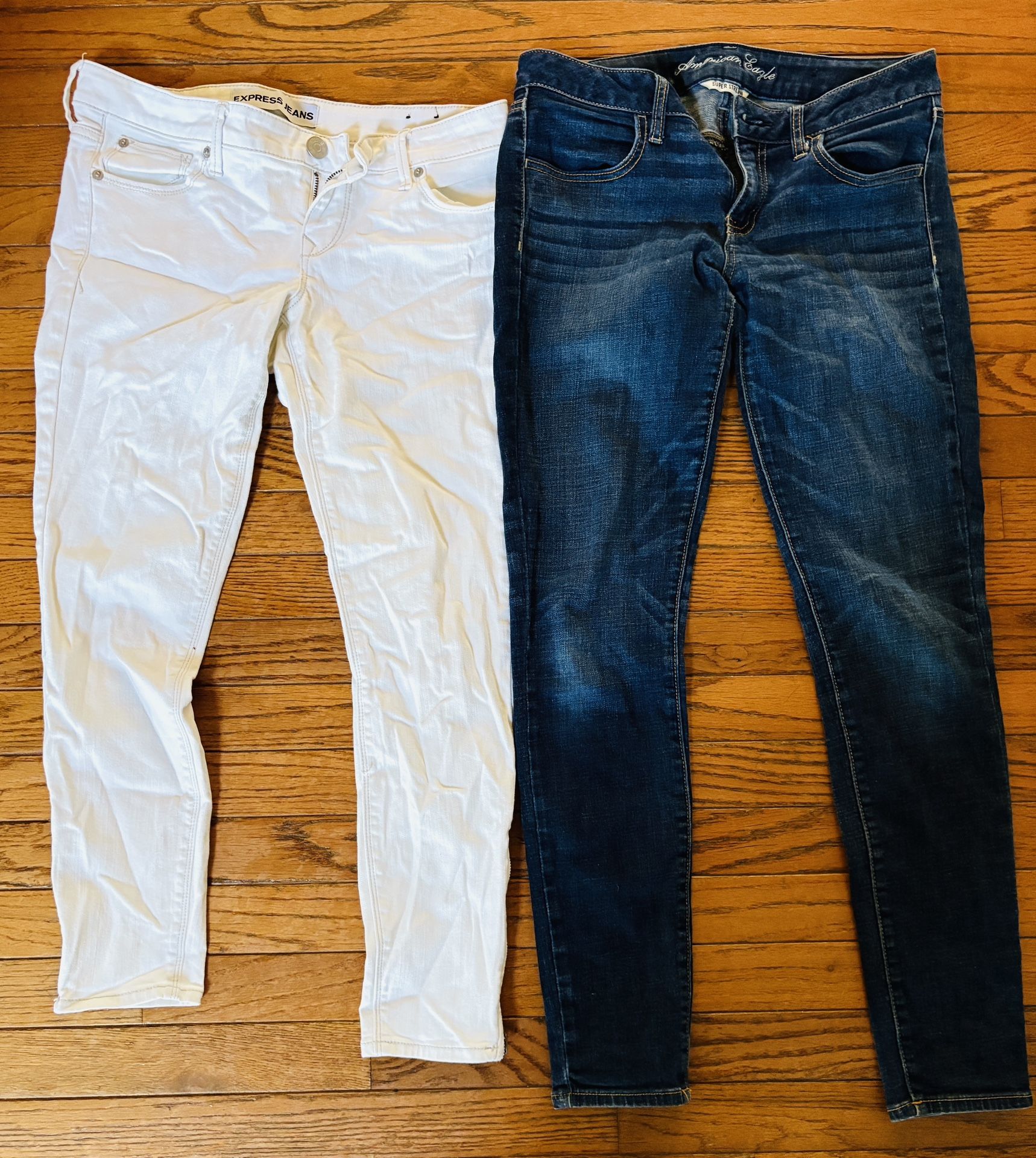 2 Pack: Size 8 Jeans: 1 White Express & 1 Blue American Eagle Outfitters