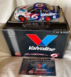 Mark Martin Valvoline 6 NASCAR Racing Champions 1:24 scale die cast