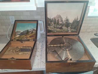Antique Kalliope German music boxes