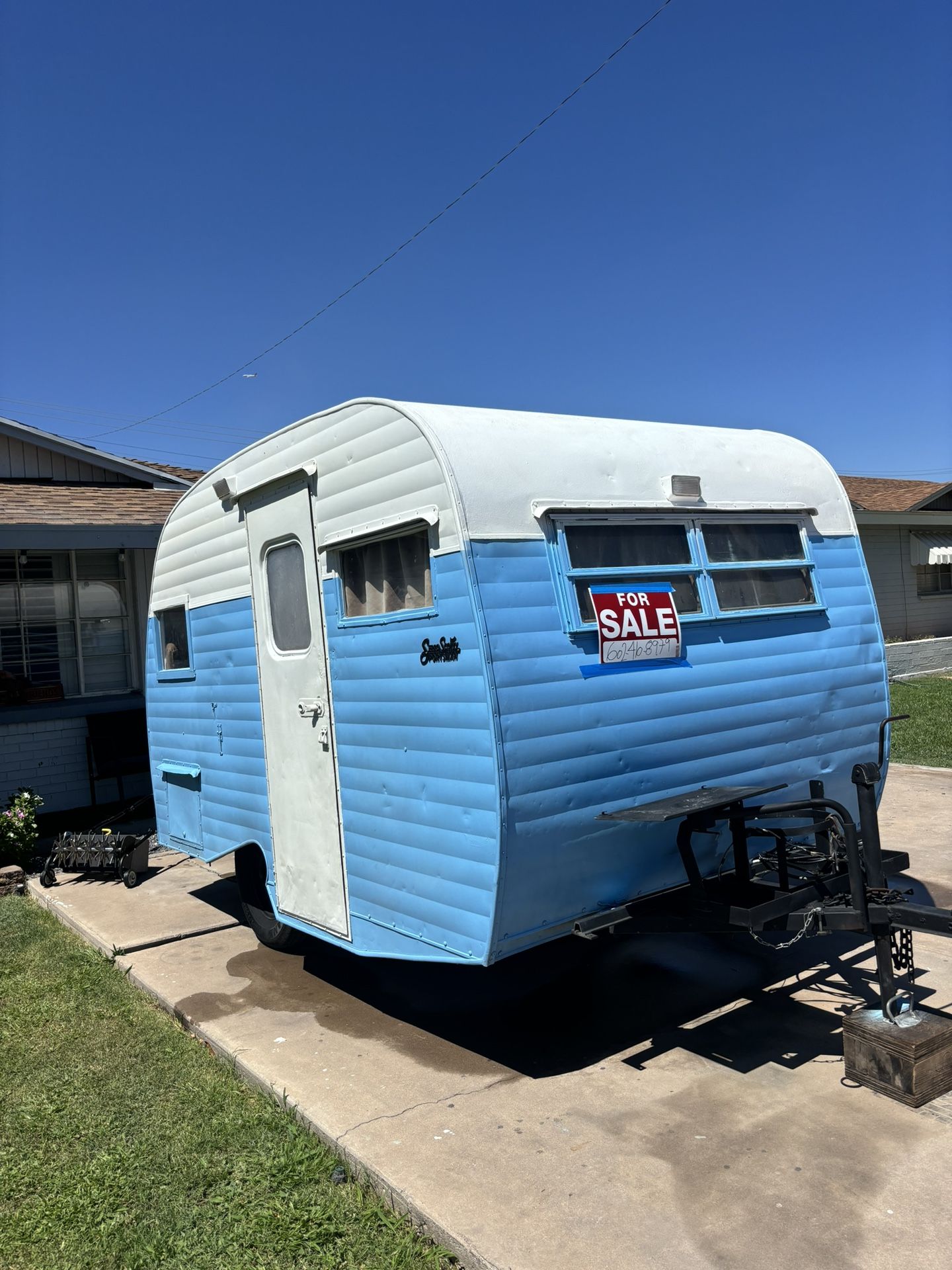 Camper