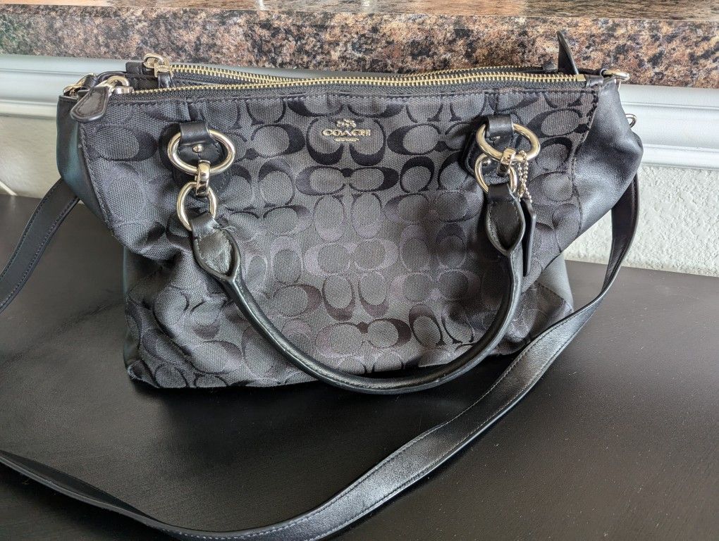 Coach Colette Carryall Black Canvas & Leather Shoulder Bag