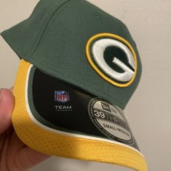 Green Bay Packers New Era 39Thirty Collection Flex Fit Hat S/M