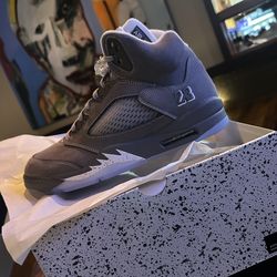 Retro Jordan 5 wolf gray