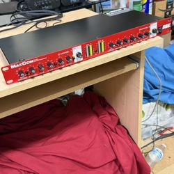 BBE MAXCOM 2 Channel Compressor/ Limiter/ Gate+ Sonic Maximizer 