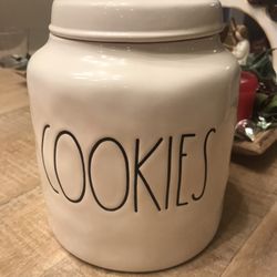 Rae Dunn Cookie Jar