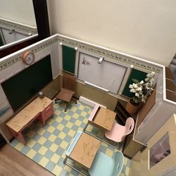 Toy School of American doll size 