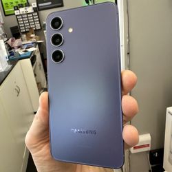 Unlocked Samsung Galaxy S24 5G 128GB