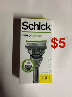 Schick Hydro Sensitive Razor Kit