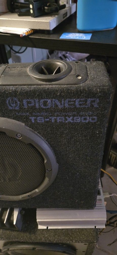 Pioneer Low Profile Truck  Speaker In Box