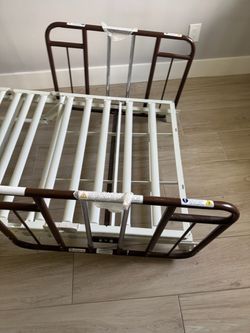 Adjustable Mechanical bed for Seniors
