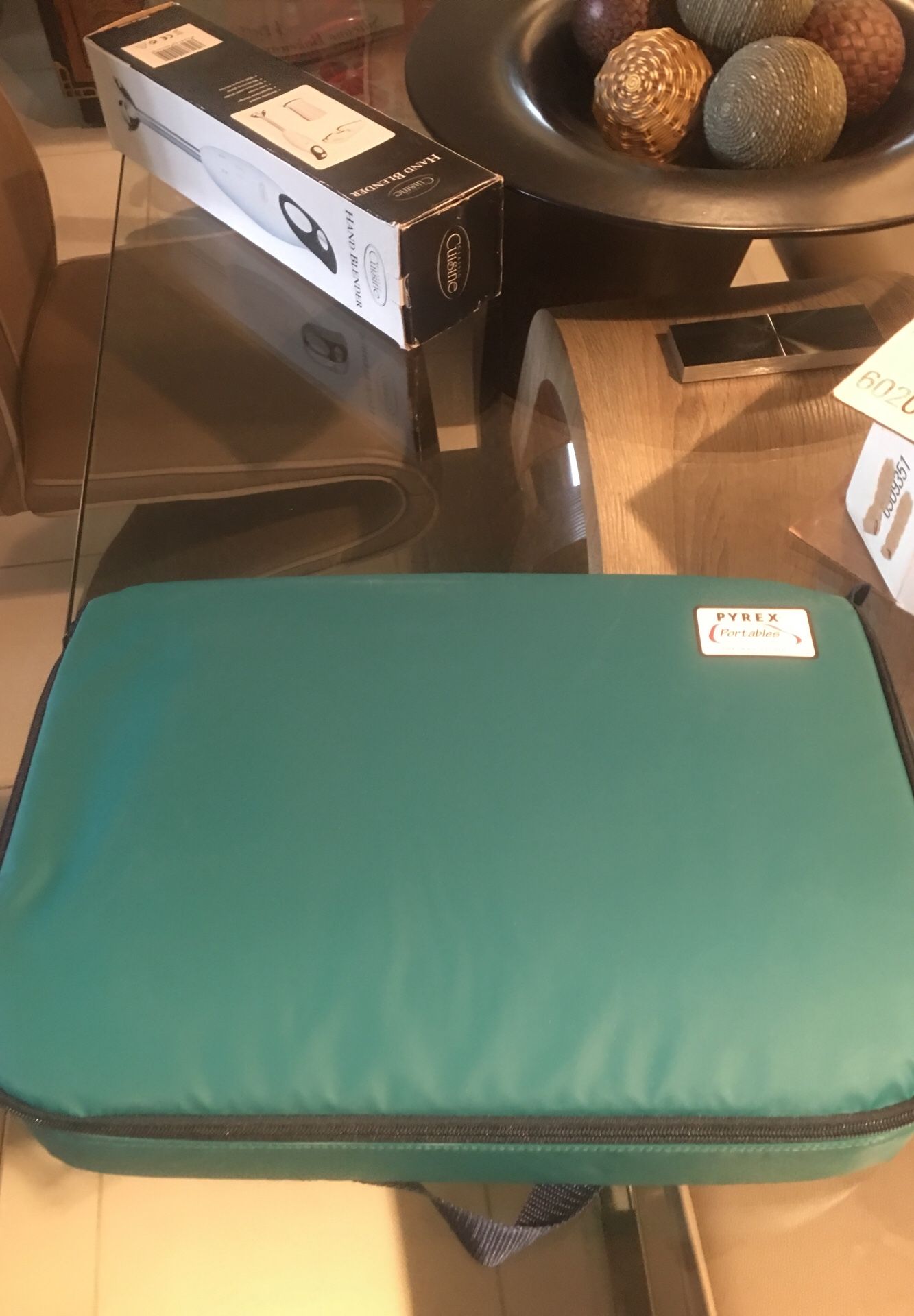 NEW PYREX PORTABLES 4 PIECES