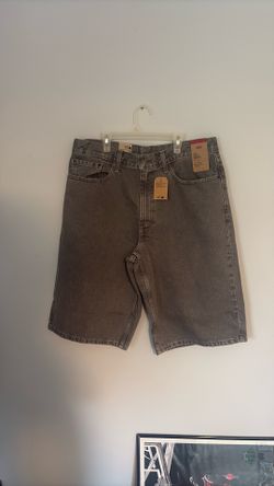 Levi 470 baggy shorts size 34