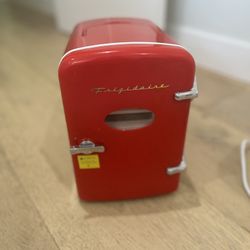 Small Refrigerator 