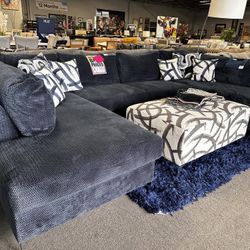 Gorgeous Sectional W/ottoman! $1999 💙☎️📦