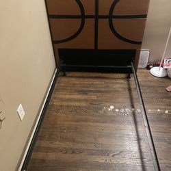 Twin Xl Headboard, Frame and Mattress Set