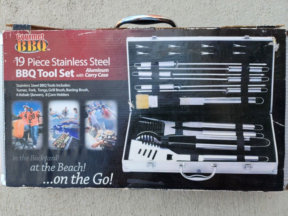 *** 19 PIECE BBQ GRILL SET ***