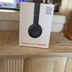 Beats Solo 3 Wireless Brand New