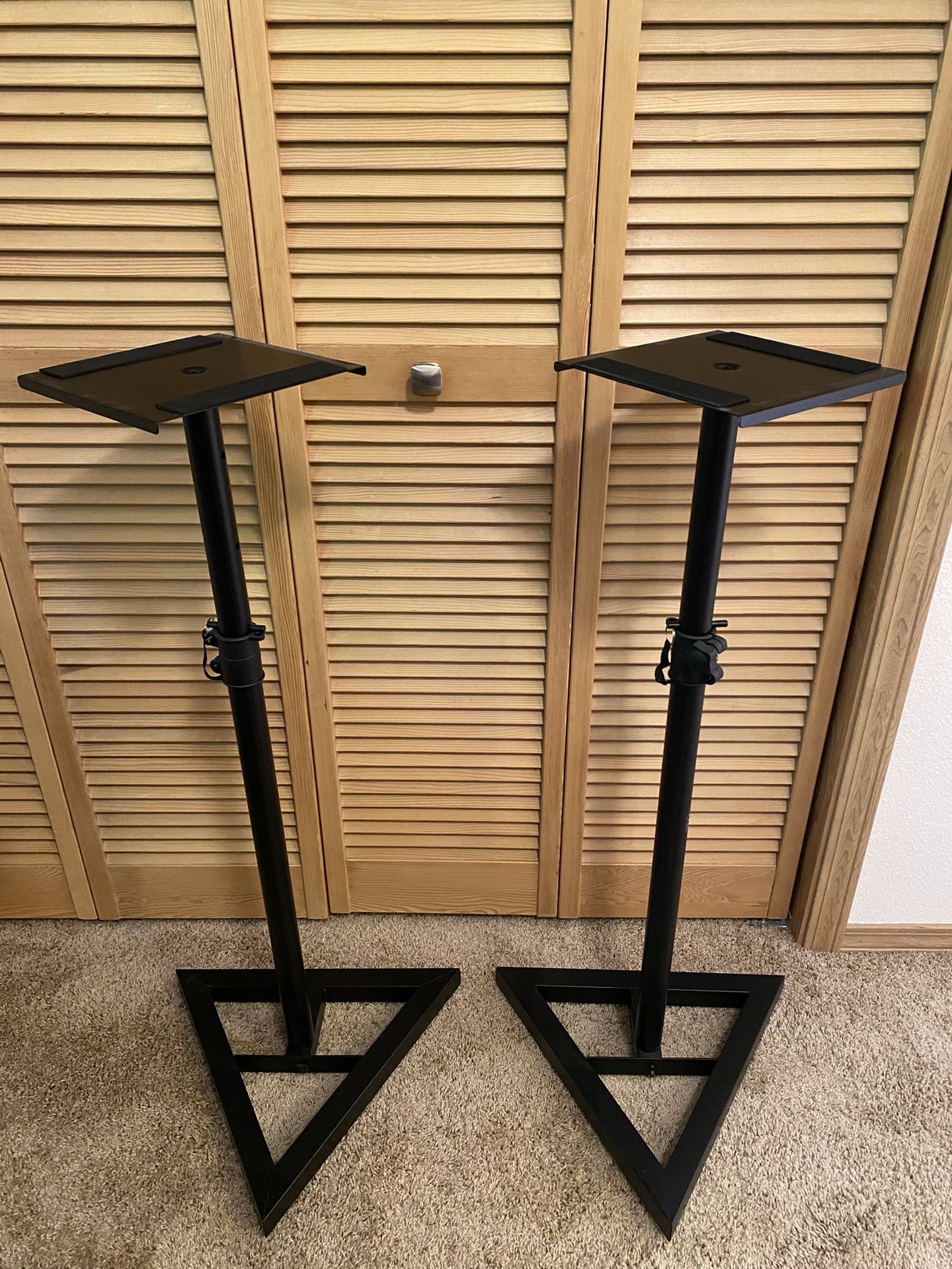 Speaker Stand Pair